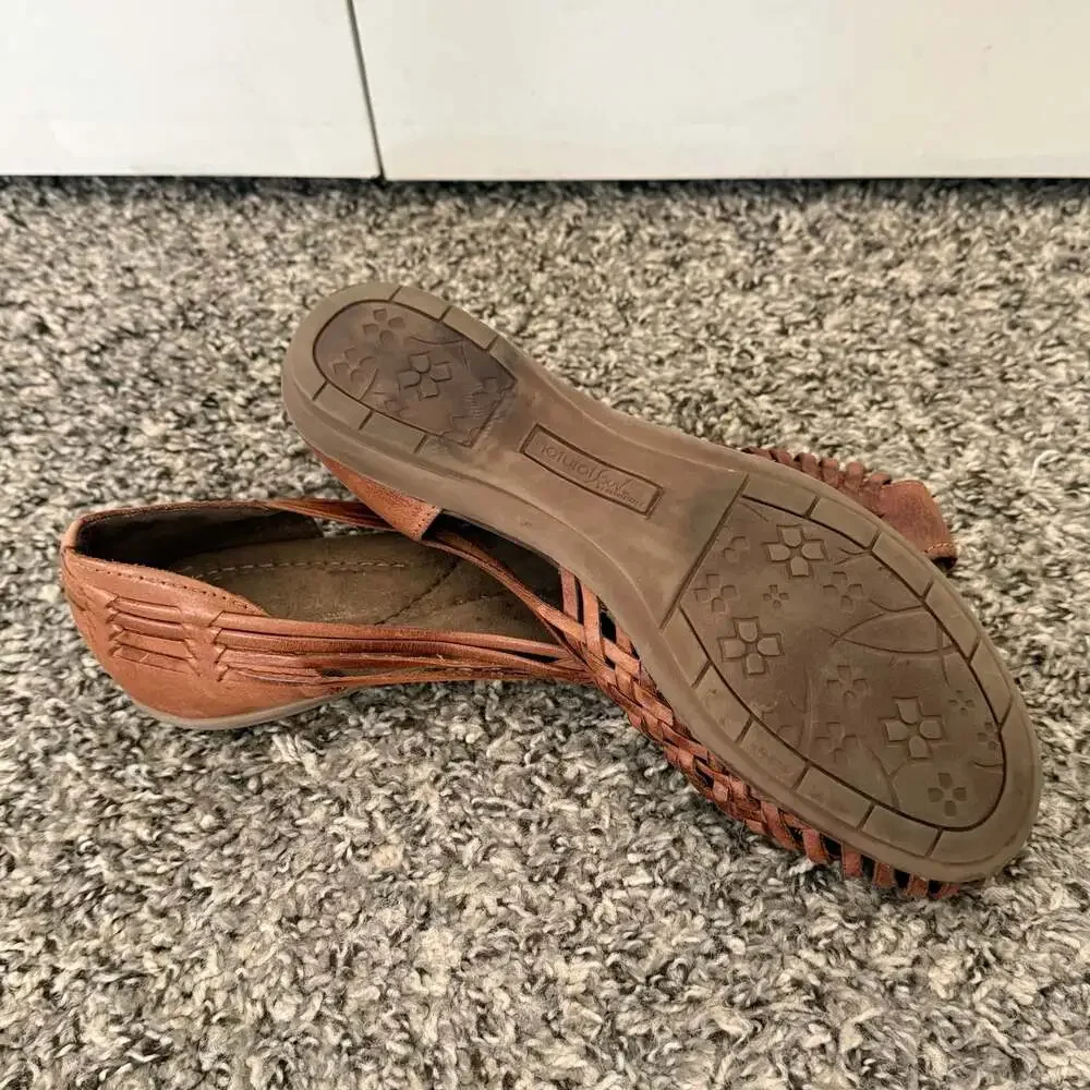 Natural Soul by Naturalizer Brown Leather Mexican Huarache Flats